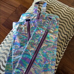 BAGGU 3D Zip Set of 3 in Metallic-Rainbow Colorway